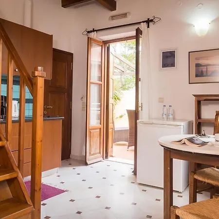 Xenon * Chania (Crete)